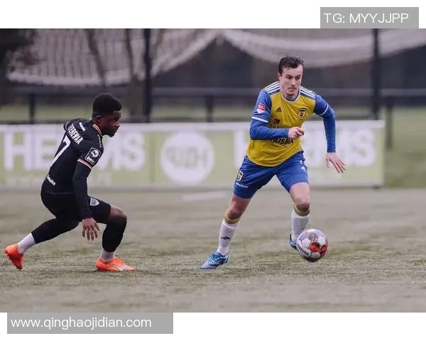 日本与西班牙的较量谁能在足球赛场上笑到最后